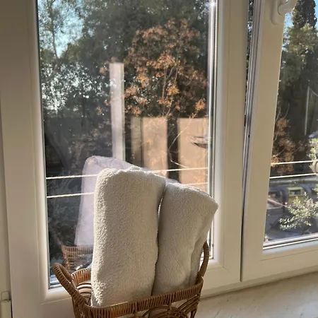 Blloku Moskat 1 Apartment