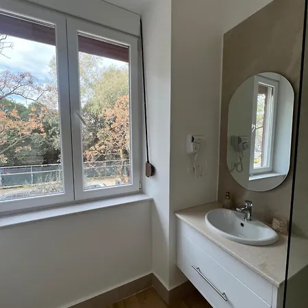 Blloku Moskat 1 Apartment