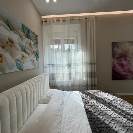 Appartement Caramel Blloku *